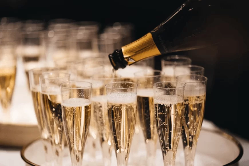 UK Champagne market returns to growth